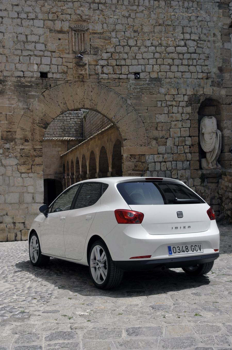  Seat Ibiza 2008 года  (фото 187 из 287)